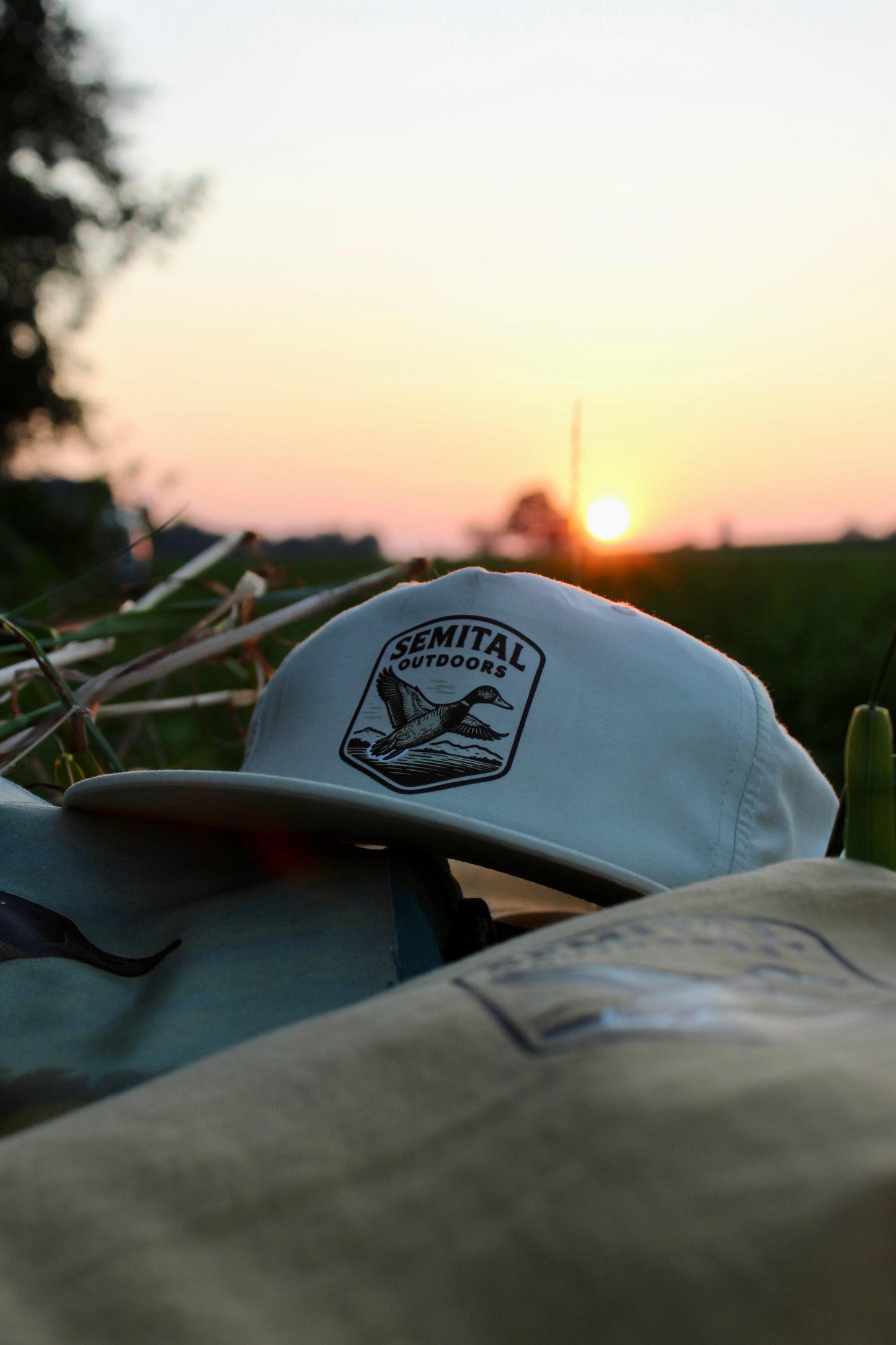 Semital shield Rope Hat